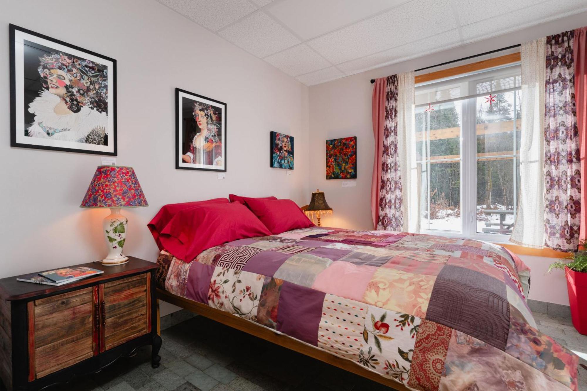 Bolton-Est La Fabrique Bed & Breakfast エクステリア 写真